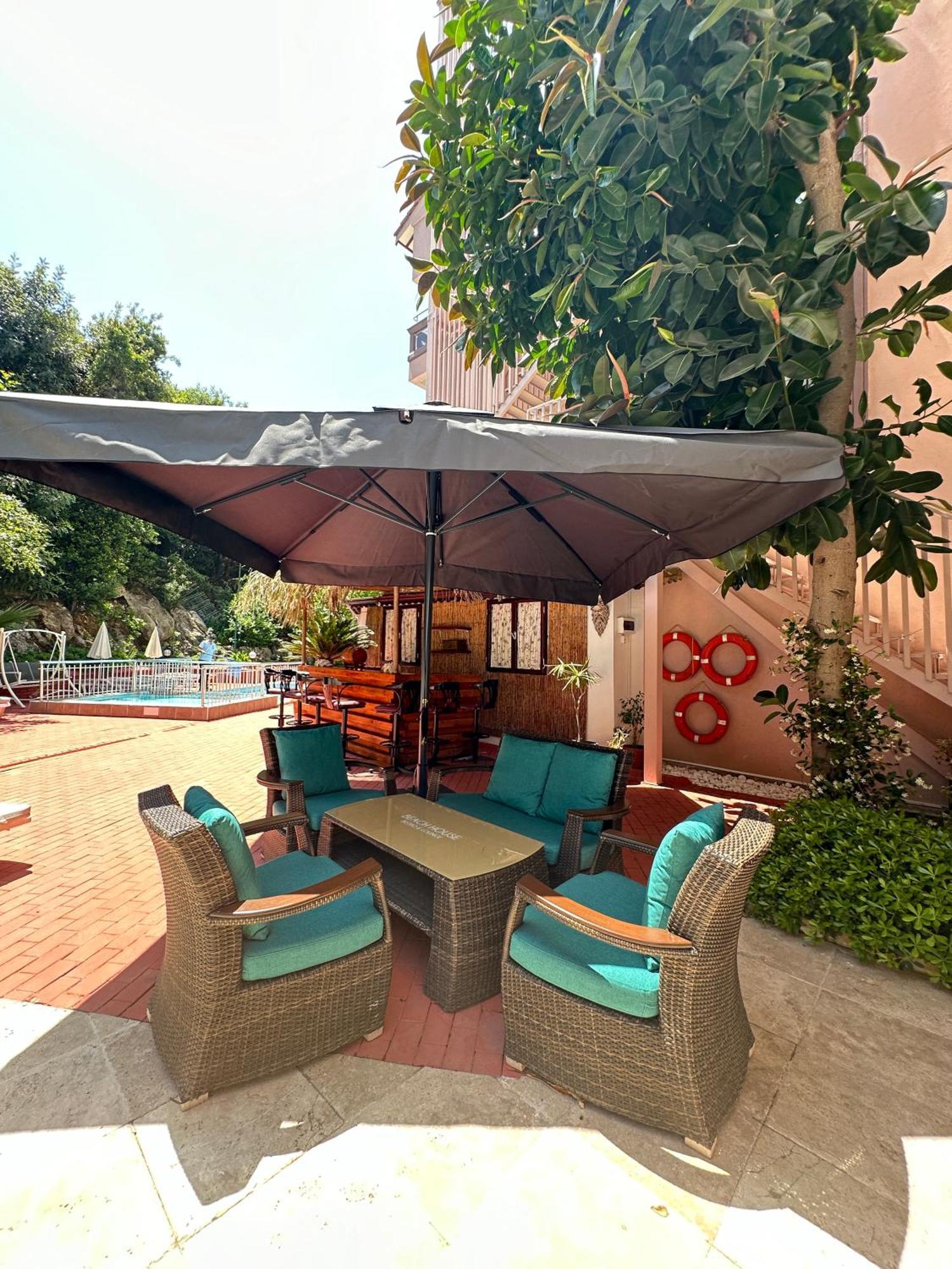 Hotel Chateau de Ville Marmaris Extérieur photo