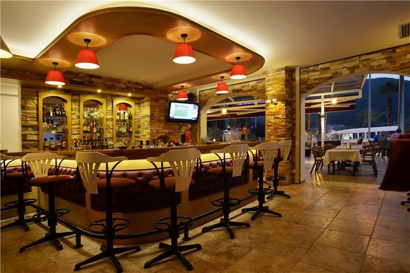 Hotel Chateau de Ville Marmaris Extérieur photo